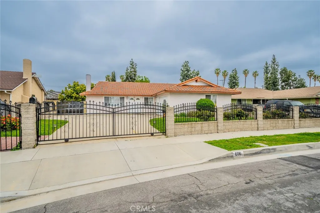 606 S Darney Avenue, West Covina, California 91792 home-pic-6
