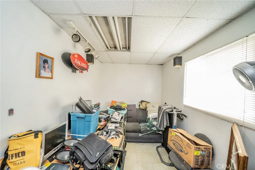 606 S Darney Avenue, West Covina, California 91792 home-pic-33