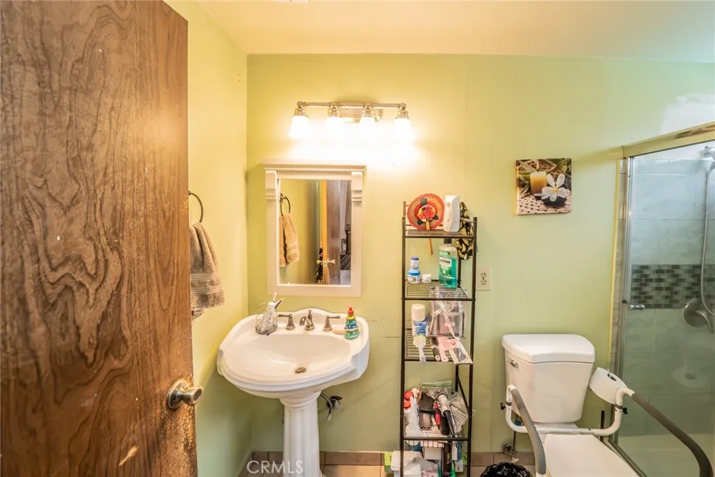 606 S Darney Avenue, West Covina, California 91792 home-pic-20