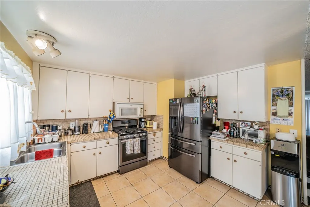 606 S Darney Avenue, West Covina, California 91792 home-pic-12
