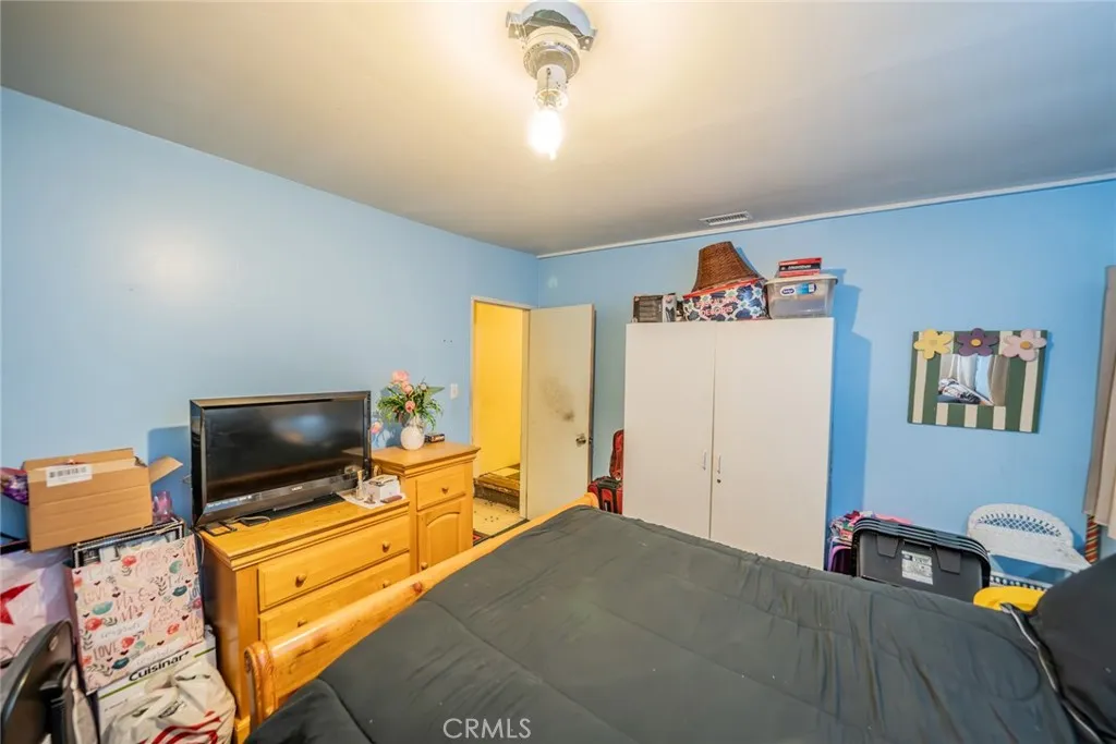 606 S Darney Avenue, West Covina, California 91792 home-pic-22