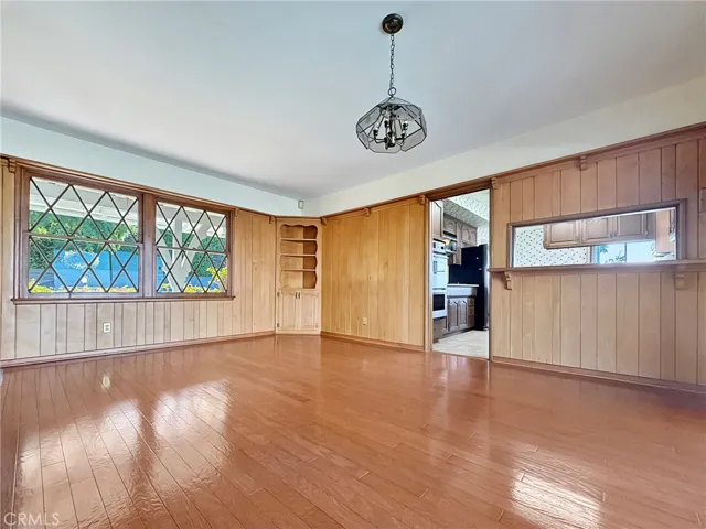 19 Surrey Lane, Rancho Palos Verdes, California 90275