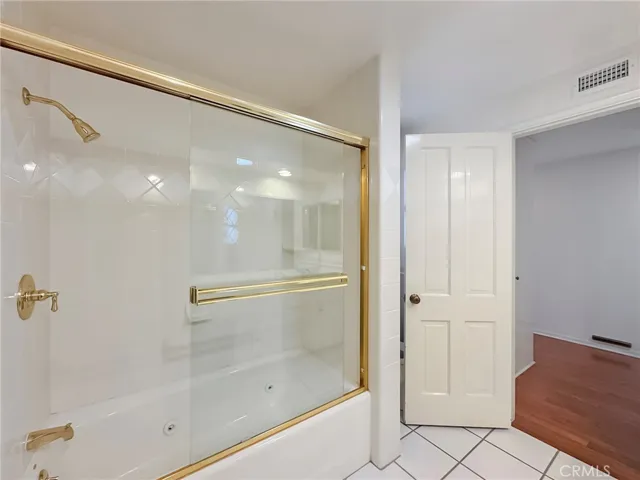 19 Surrey Lane, Rancho Palos Verdes, California 90275