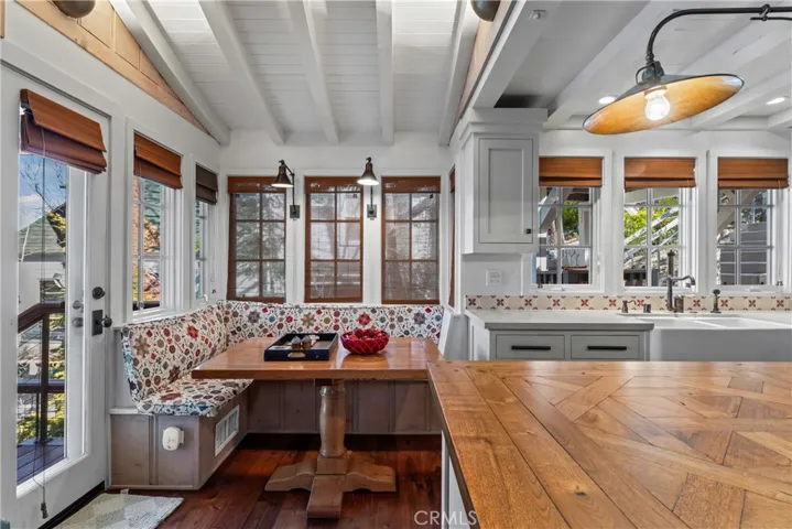 28750 Palisades Drive, Lake Arrowhead, California 92352