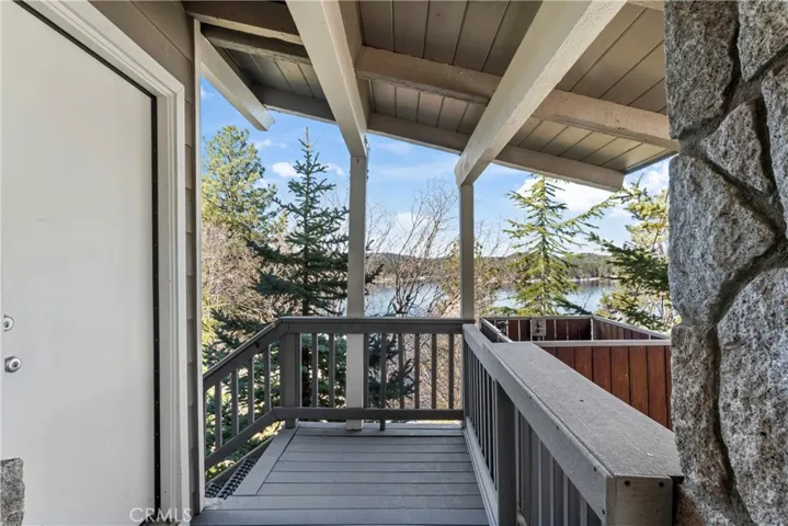28750 Palisades Drive, Lake Arrowhead, California 92352