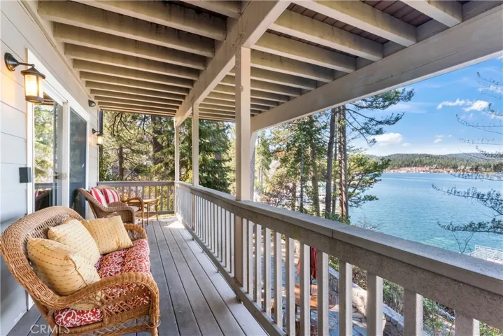 28750 Palisades Drive, Lake Arrowhead, California 92352