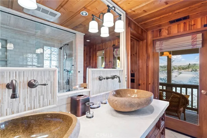 28750 Palisades Drive, Lake Arrowhead, California 92352