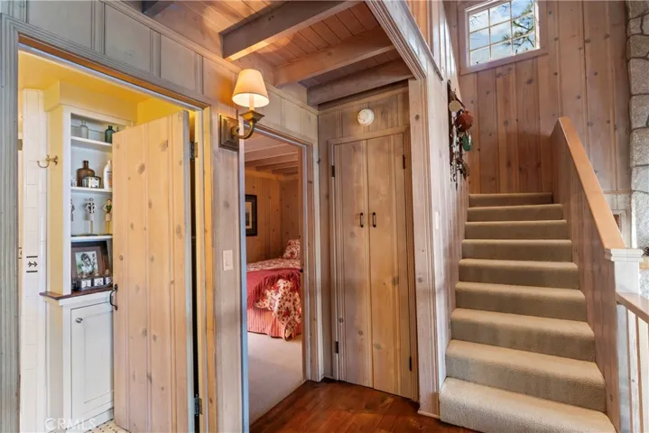 28750 Palisades Drive, Lake Arrowhead, California 92352