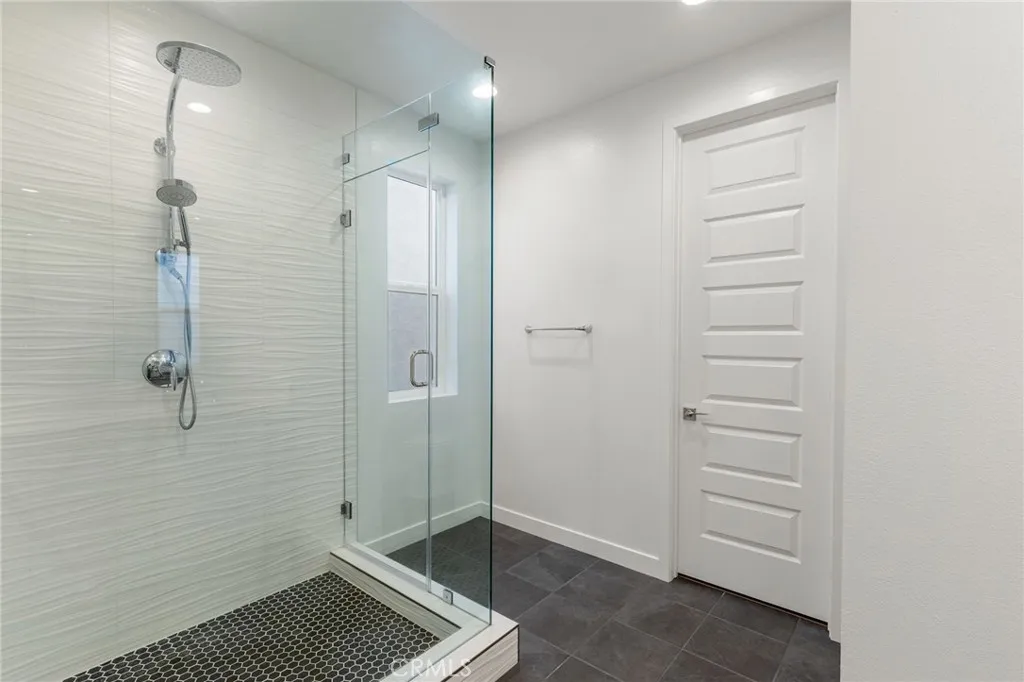 140 Reyes Alley, Lake Forest, California 92630 home-pic-24