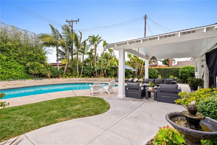 2818 Francis Lane, Costa Mesa, California 92626