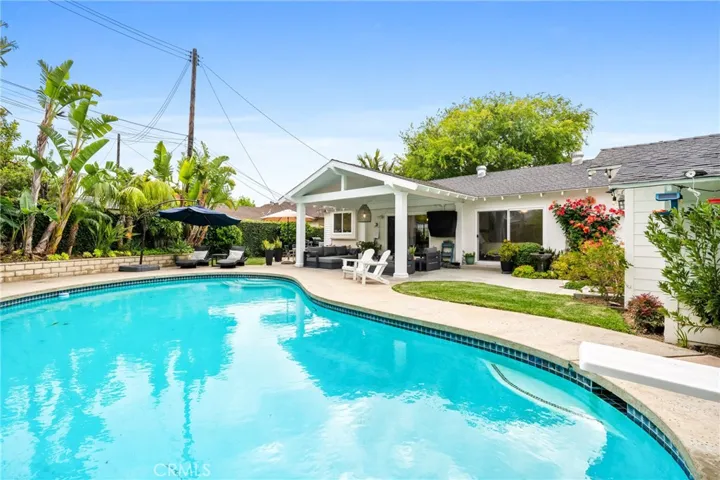 2818 Francis Lane, Costa Mesa, California 92626