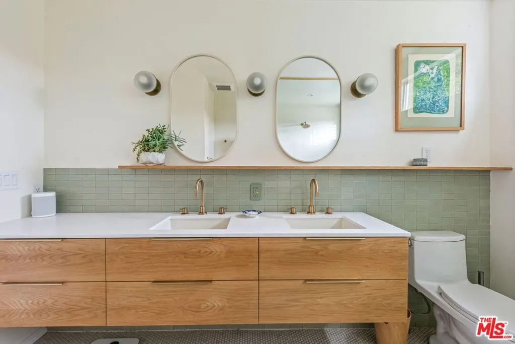 3736 Clayton Avenue, Los Angeles, California 90027 home-pic-9