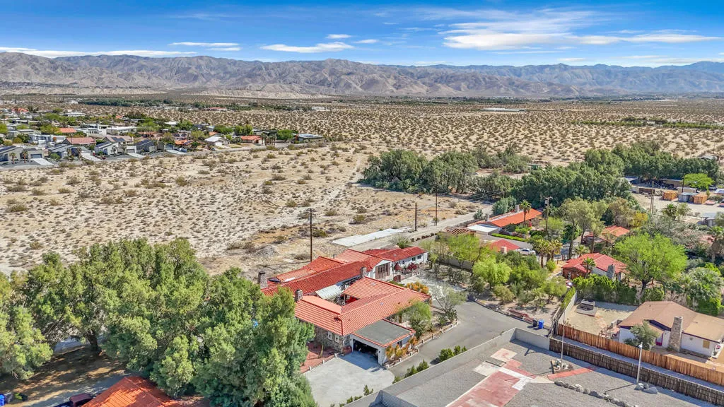 67600 Club House Drive, Desert Hot Springs, California 92241 home-pic-5