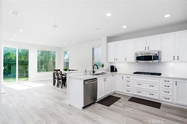 17060 Vista Moraga, Yorba Linda, California 92886