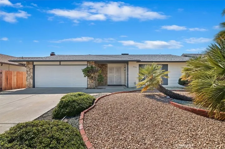 27071 Presley St., Menifee, California 92586