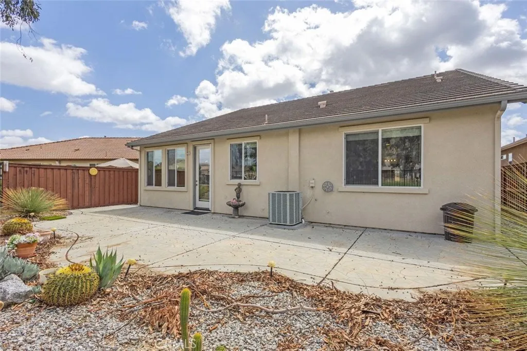 7692 Dutra Drive, Hemet, California 92545 home-pic-27