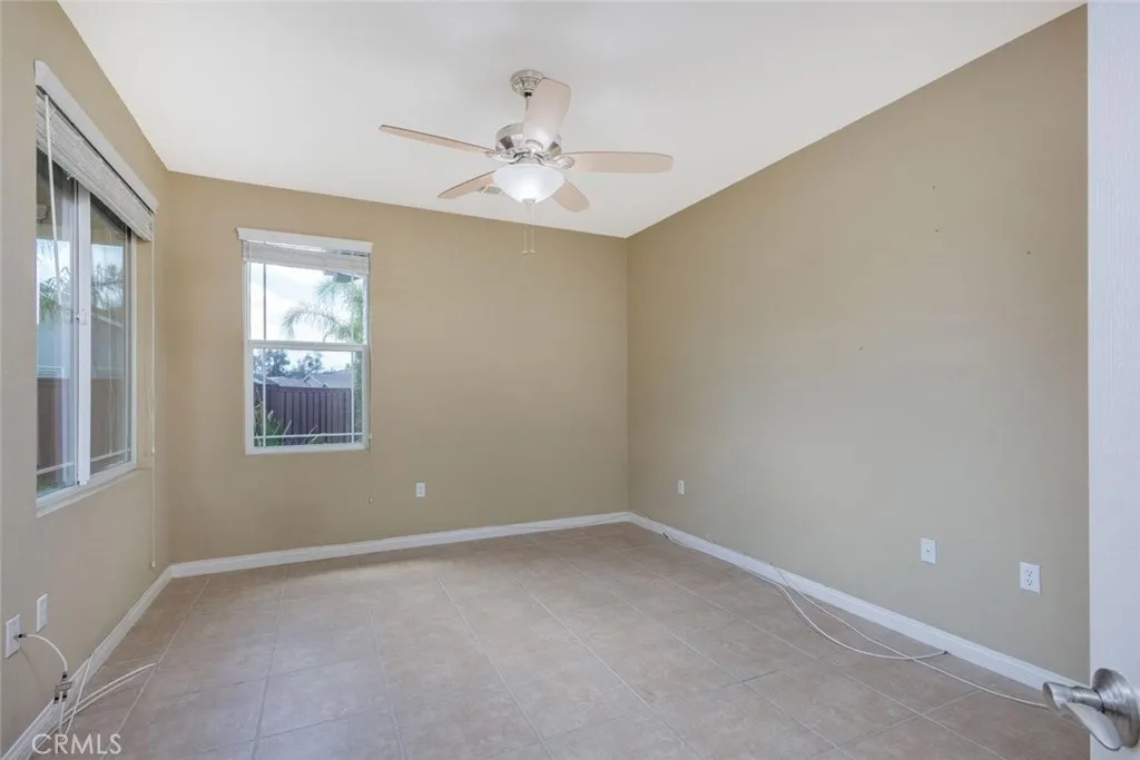 7692 Dutra Drive, Hemet, California 92545 home-pic-8