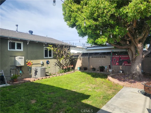 7450 Thunderbird Lane, Stanton, California 90680