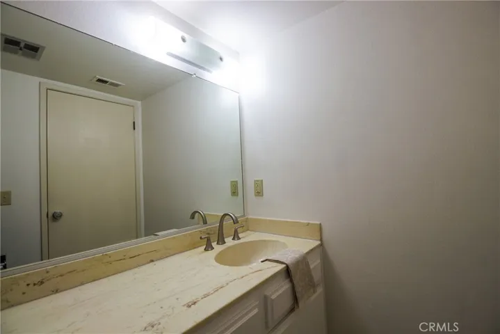 2250 King Court 57, San Luis Obispo, California 93401
