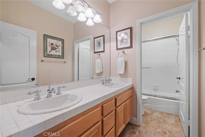 Upstairs guest bathroom