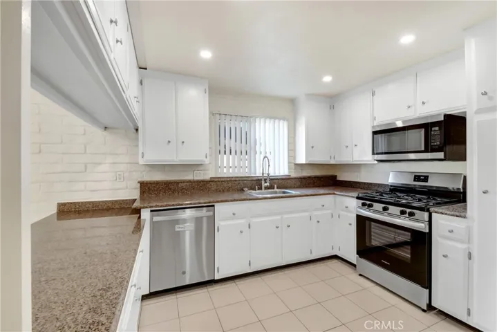 5060 Lakeview Avenue 27, Yorba Linda, California 92886