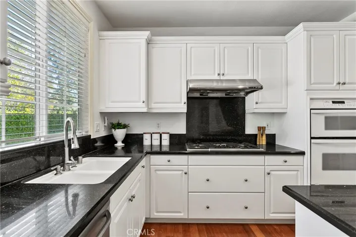 20 La Salle Lane, Ladera Ranch, California 92694