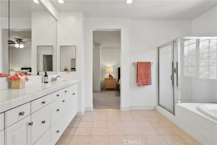 20 La Salle Lane, Ladera Ranch, California 92694