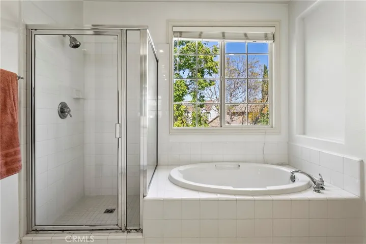 20 La Salle Lane, Ladera Ranch, California 92694