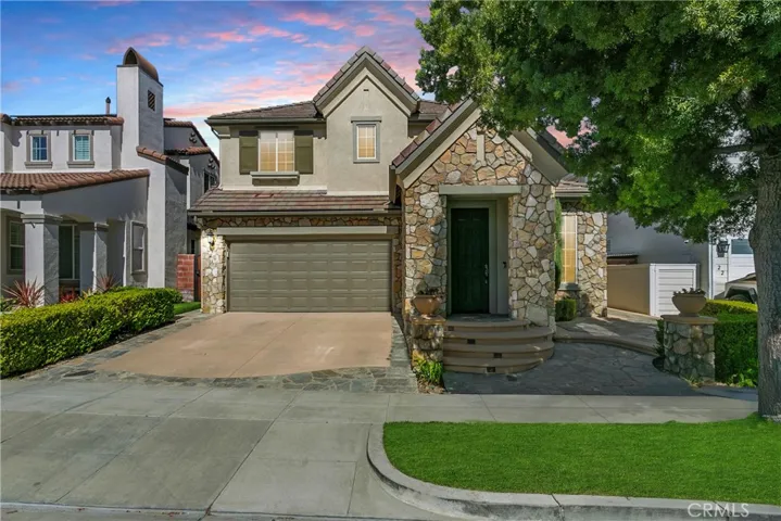 20 La Salle Lane, Ladera Ranch, California 92694