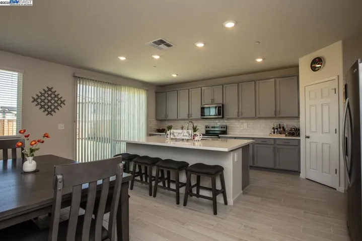 5461 Oneida Way, Antioch, California 94531