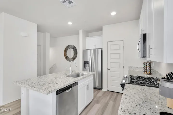 Kitchen 3