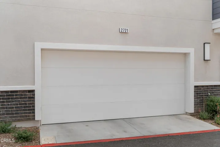 garage door