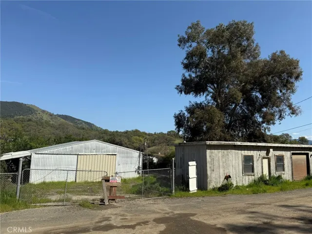 7400 Pyle Road, Upper Lake, California 95485