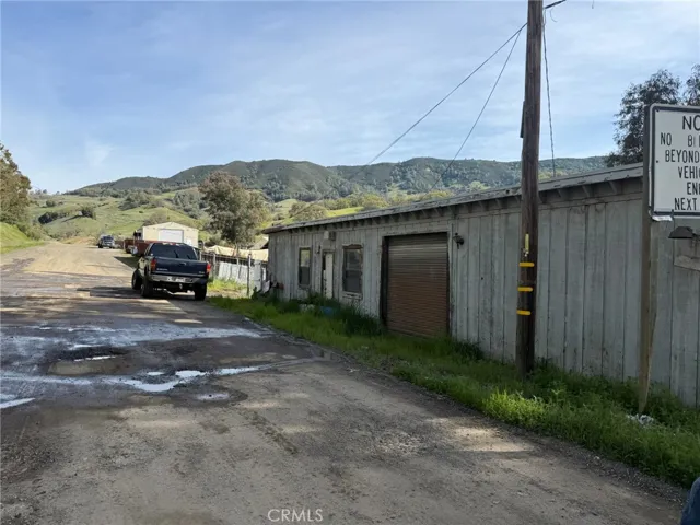 7400 Pyle Road, Upper Lake, California 95485