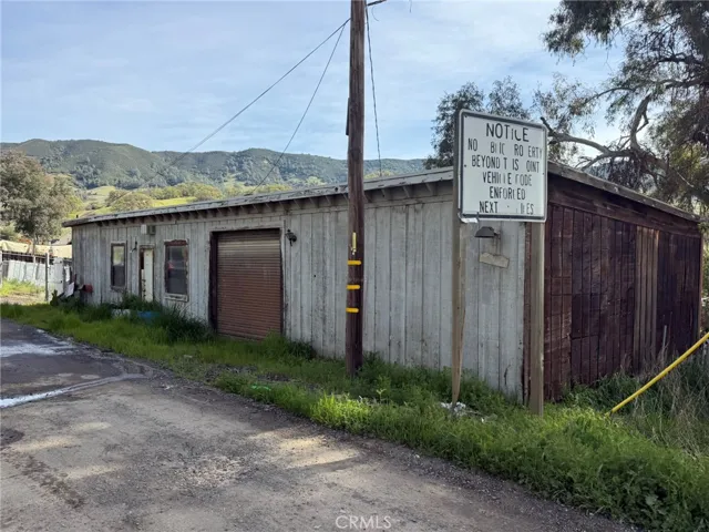 7400 Pyle Road, Upper Lake, California 95485