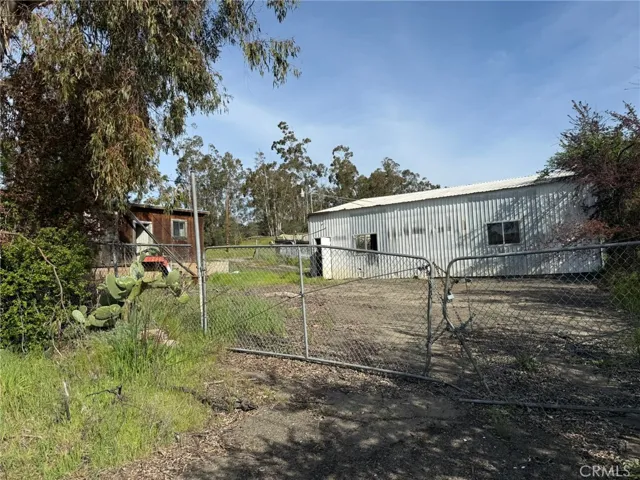7400 Pyle Road, Upper Lake, California 95485
