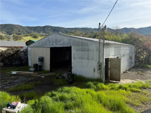 7400 Pyle Road, Upper Lake, California 95485