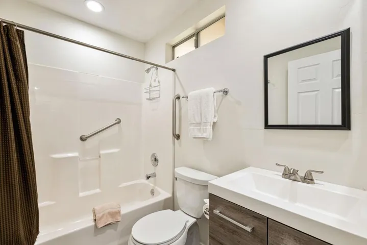 Casita Bath