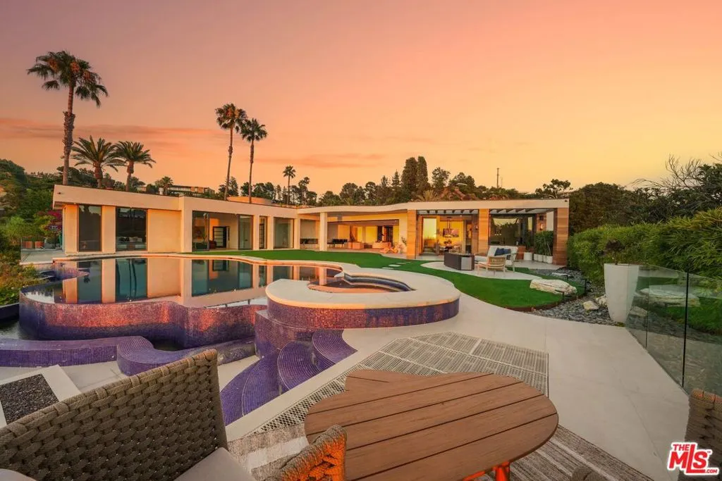 455 Castle Place, Beverly Hills, California 90210 home-pic-62