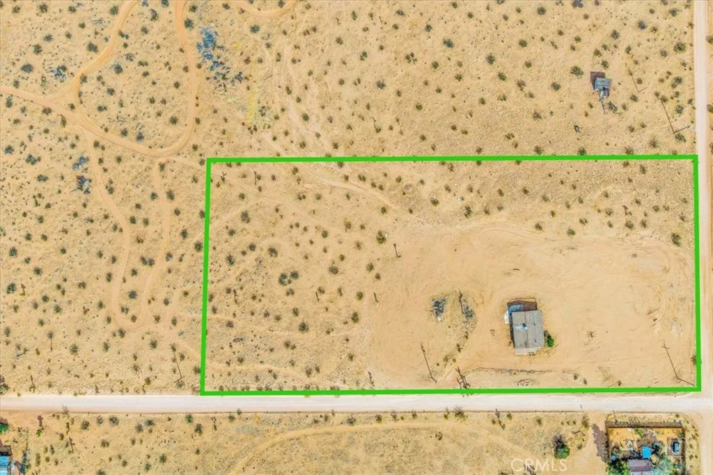 59724 Stearman Road, Landers, California 92285 home-pic-20