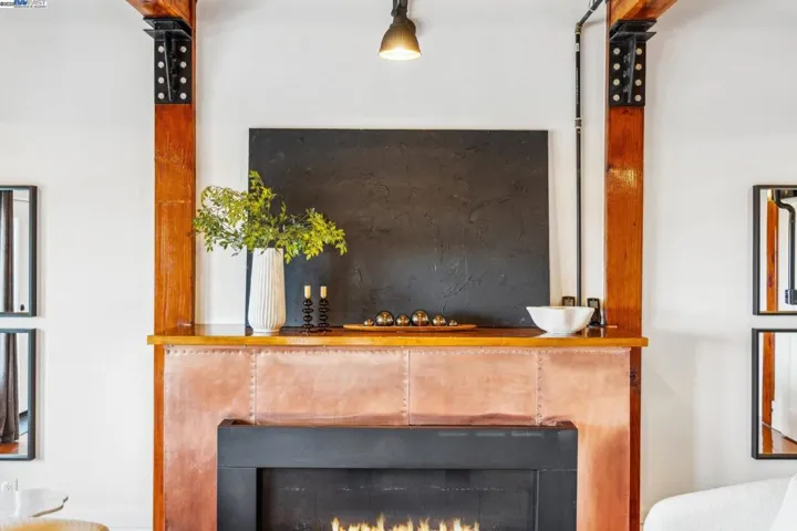 6105 San Pablo Ave 406, Oakland, California 94608