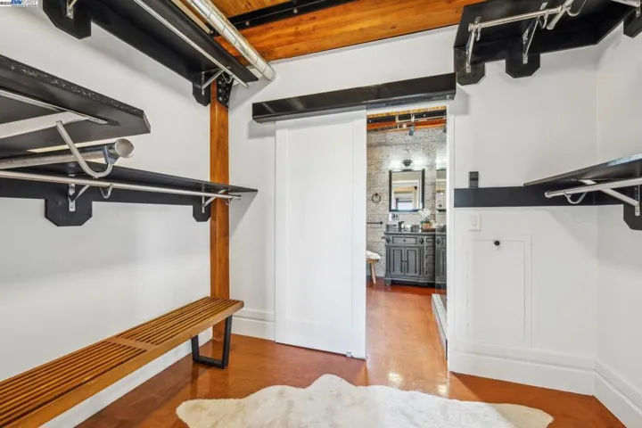 6105 San Pablo Ave 406, Oakland, California 94608