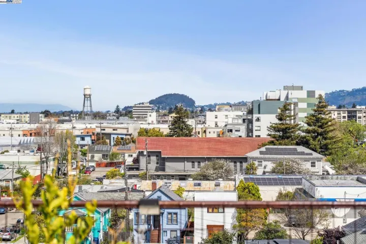 6105 San Pablo Ave 406, Oakland, California 94608