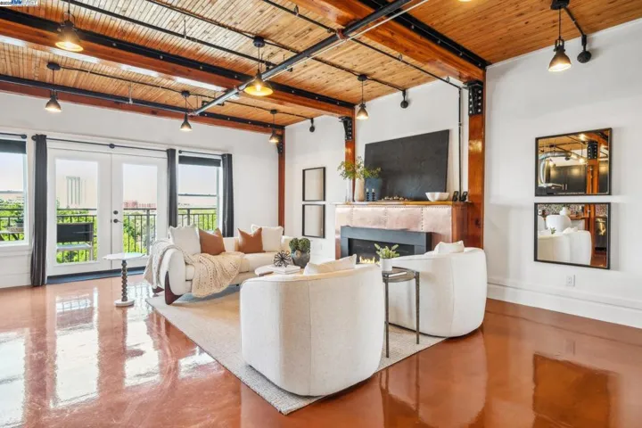 6105 San Pablo Ave 406, Oakland, California 94608