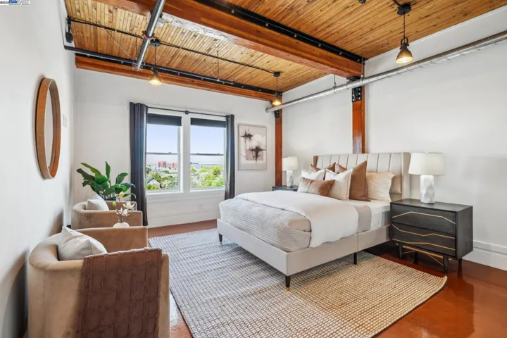 6105 San Pablo Ave 406, Oakland, California 94608