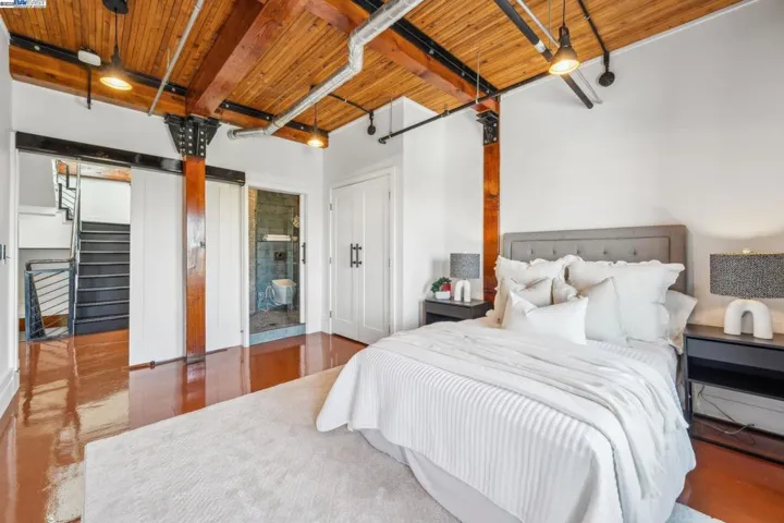 6105 San Pablo Ave 406, Oakland, California 94608