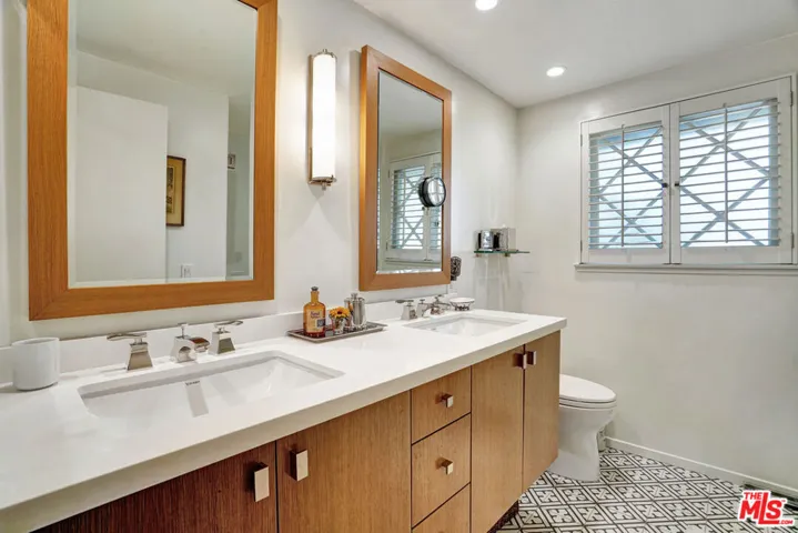 30612 Sicomoro Drive, Malibu, California 90265