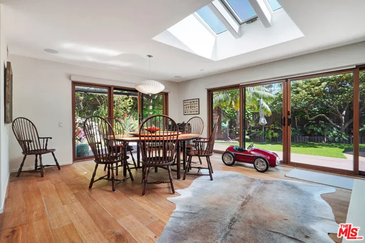 30612 Sicomoro Drive, Malibu, California 90265