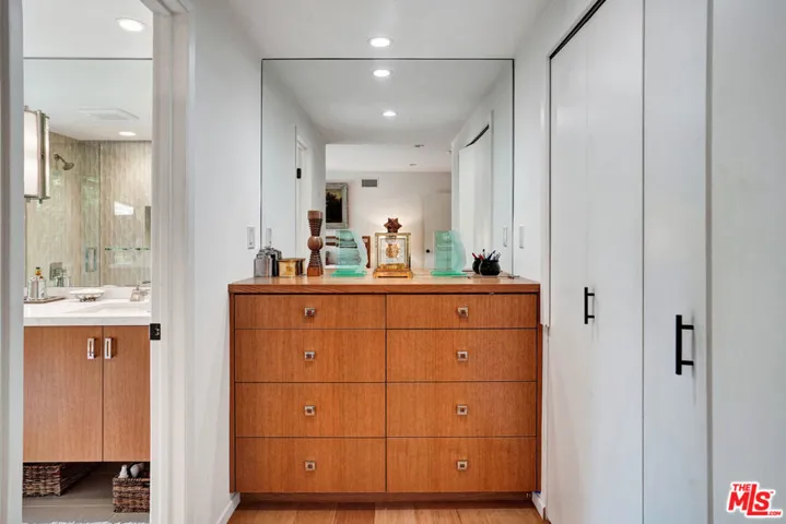 30612 Sicomoro Drive, Malibu, California 90265