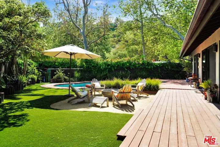 30612 Sicomoro Drive, Malibu, California 90265